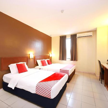 Super Oyo 447 Comfort Hotel Meru Kelang Zewnętrze zdjęcie