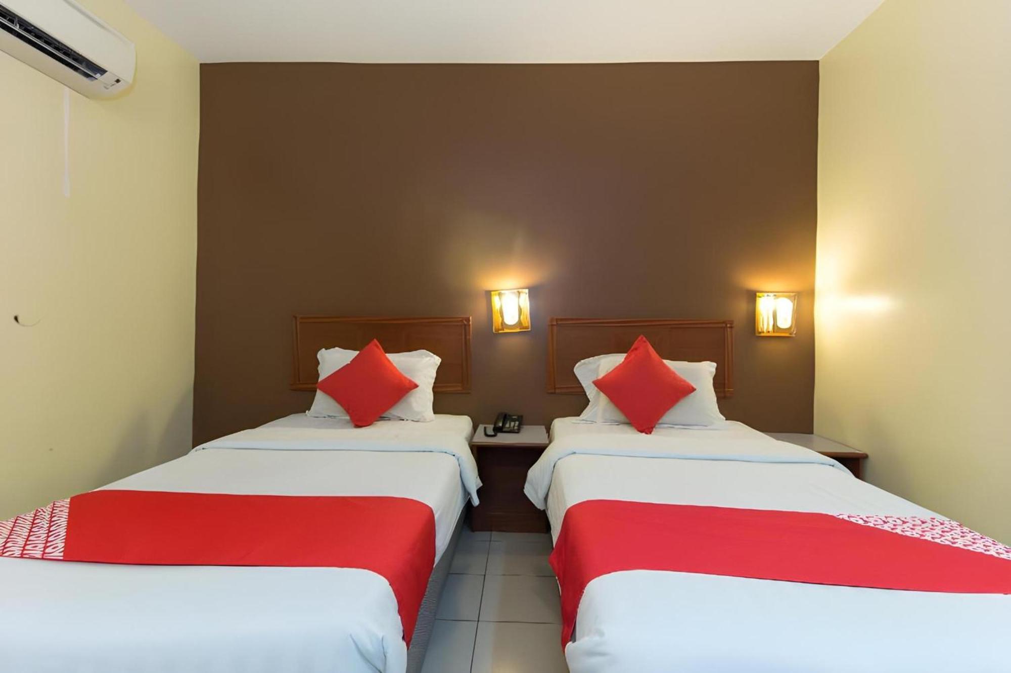 Super Oyo 447 Comfort Hotel Meru Kelang Zewnętrze zdjęcie