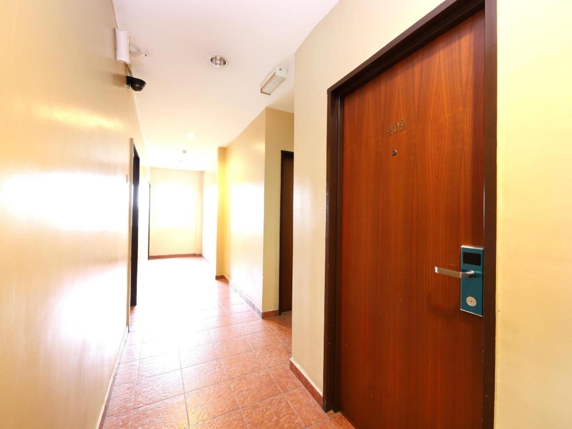 Super Oyo 447 Comfort Hotel Meru Kelang Zewnętrze zdjęcie