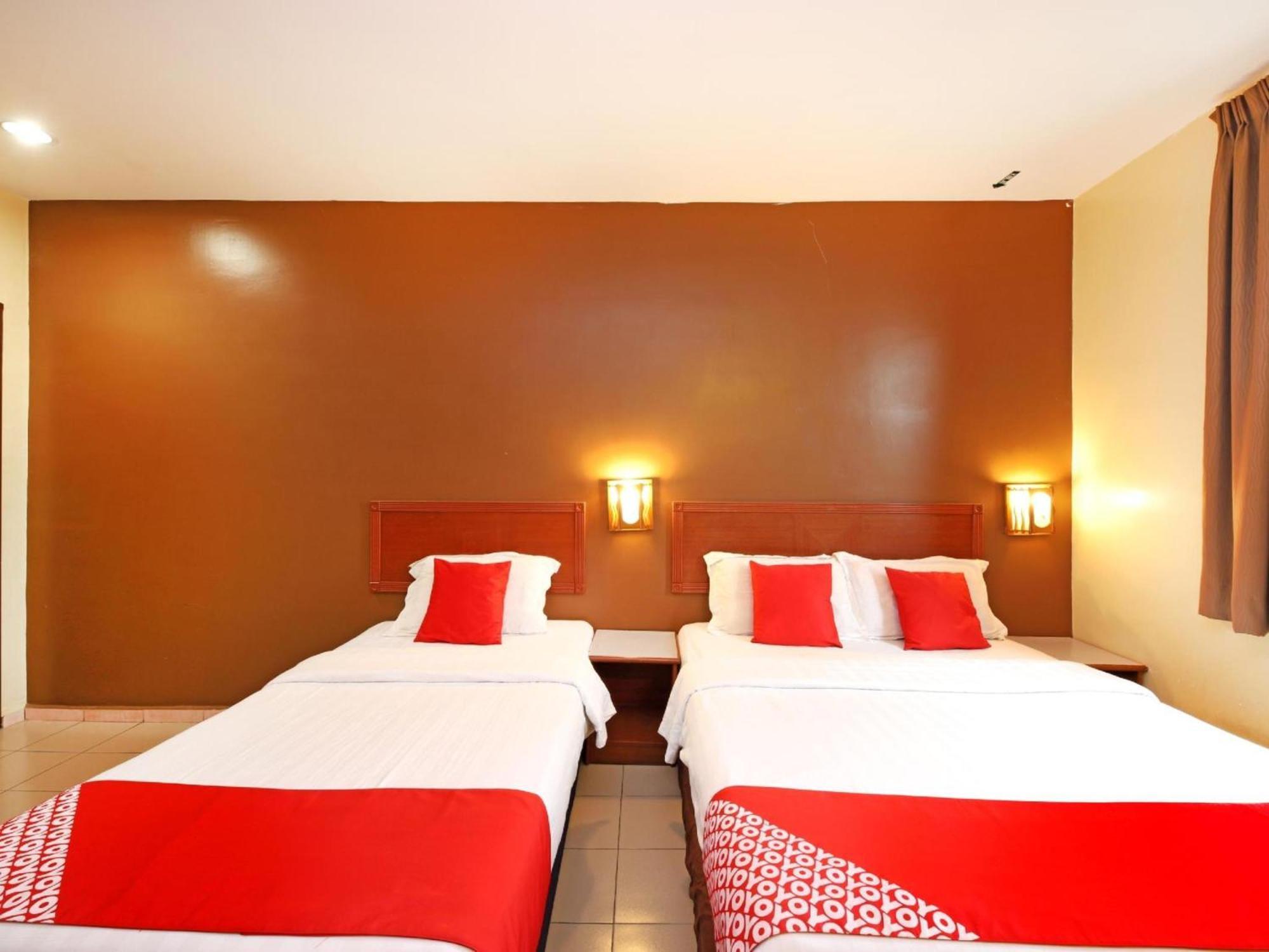 Super Oyo 447 Comfort Hotel Meru Kelang Zewnętrze zdjęcie