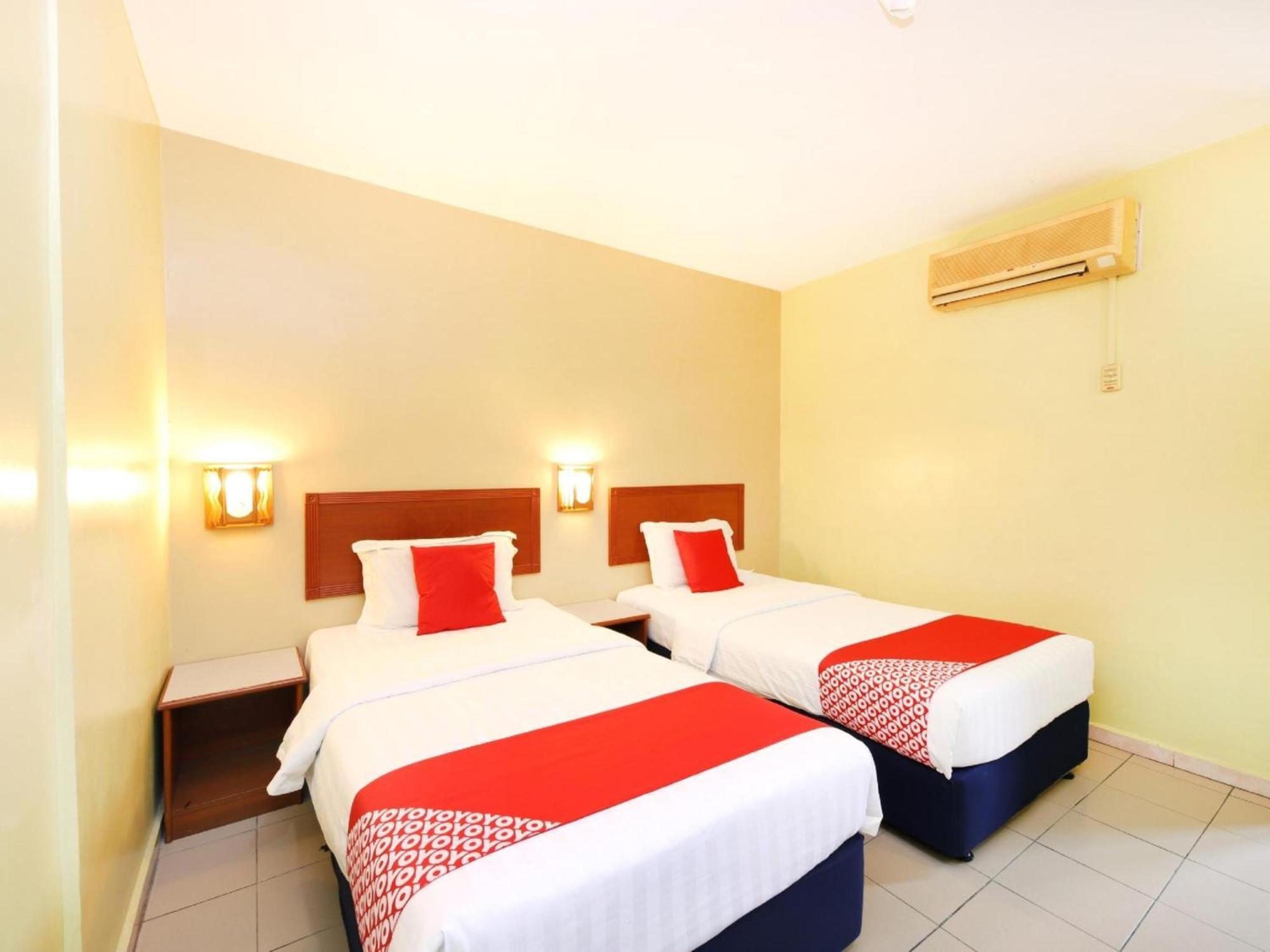 Super Oyo 447 Comfort Hotel Meru Kelang Zewnętrze zdjęcie